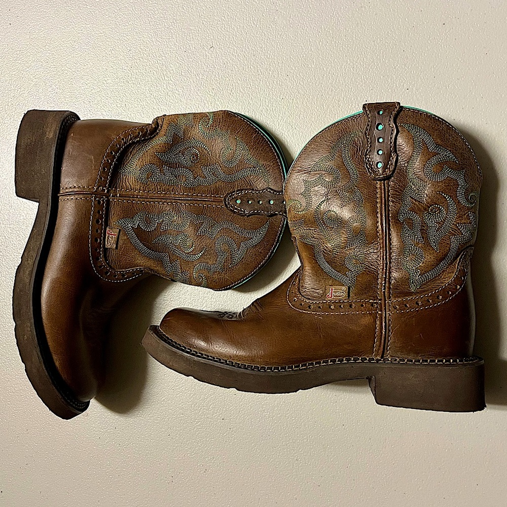 Justin Women's Gypsy Brown + Turquoise stitch Round Toe Western Boot Sz 8B med